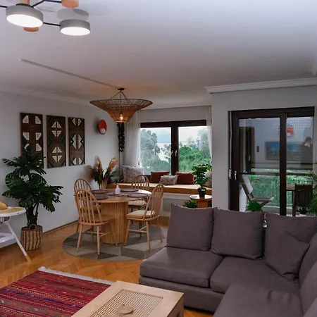 & Cosy Flat Near Aegean Sea Bostanli Cemal Guersel Apartamento *