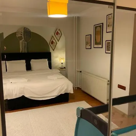 & Cosy Flat Near Aegean Sea Bostanli Cemal Guersel