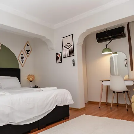 & Cosy Flat Near Aegean Sea Bostanli Cemal Guersel Appartamento Smirne